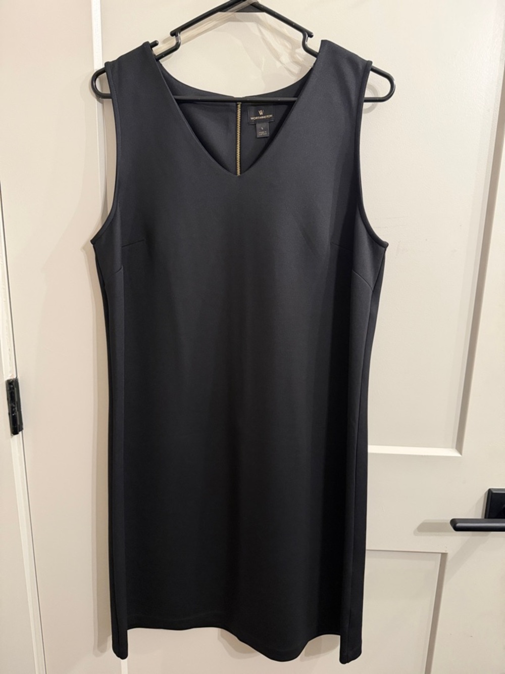 Worthington Black Sleeveless V-Neck Midi Shift Dress